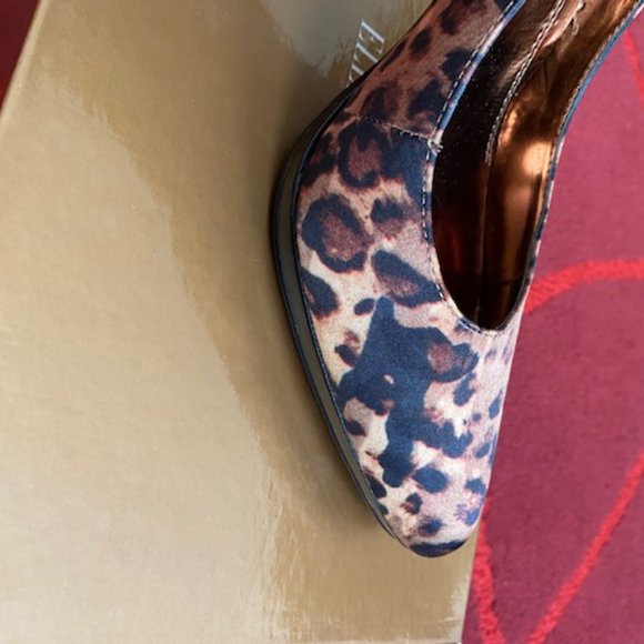 Ellen Tracy Animal Print Pump (NWOT) - Picture 6 of 9